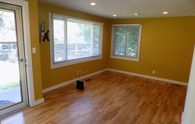Charming little home in the woods for rent, 2 bedroom just 15-20 minutes to downtown.  Available June 10th!