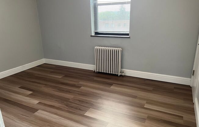 2 beds, 1 bath, 800 sqft, $1,720, Unit 6236 Fifth Ave. #301A