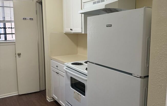 2 beds, 1.5 baths, 1,100 sqft, $900, Unit 1855-C
