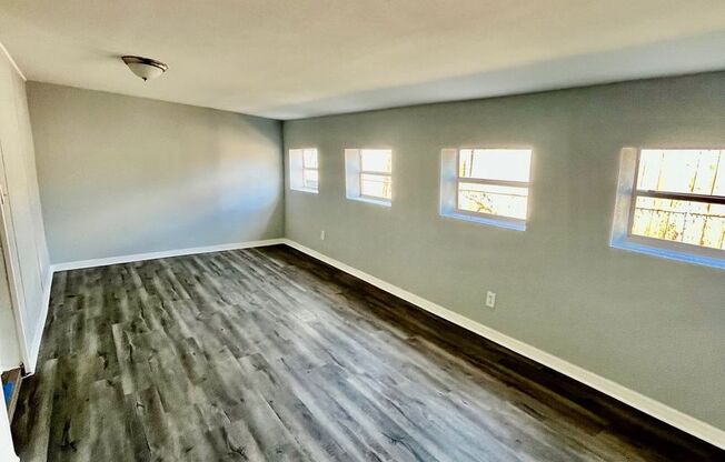 Spacious Remodeled 6BR/1BA Winter Haven Home!