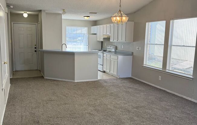 Convenient 2/2 with Garage Just Moments from Randolph AFB- Pets Welcomed