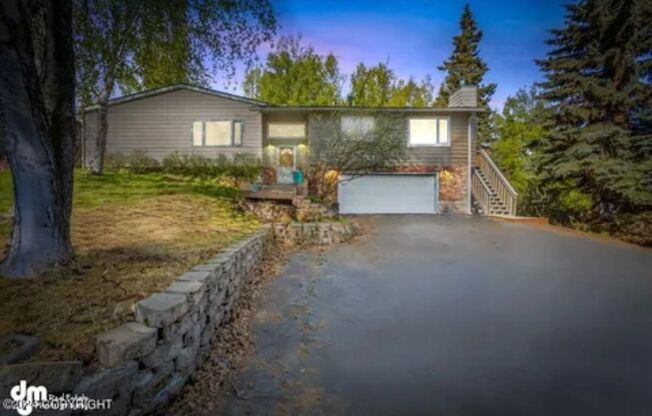 Cozy 2 bedroom in a great location