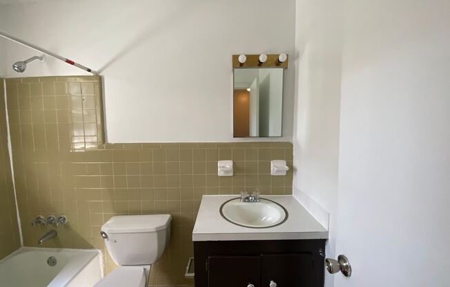 1 bed, 1 bath, 580 sqft, $1,090, Unit 4632-05