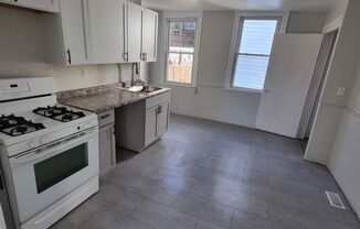 2 beds, 1 bath, $1,495