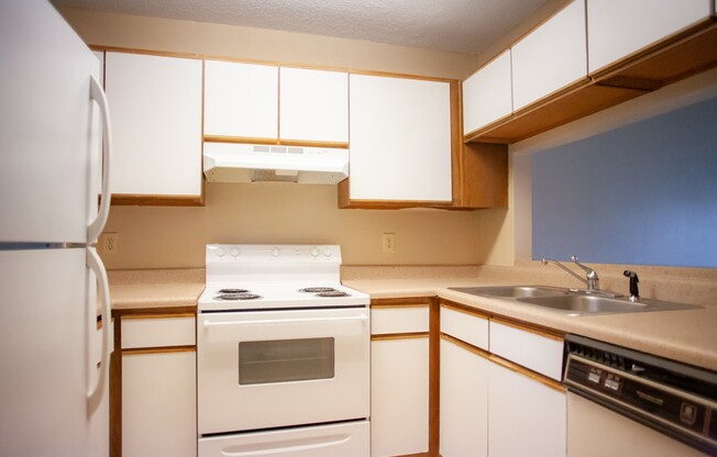 2 beds, 2 baths, $1,800, Unit Mill Creek D14