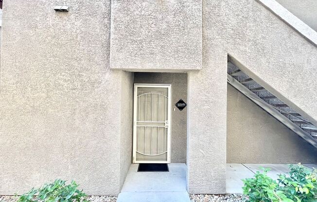 5525 W Flamingo Rd #1019