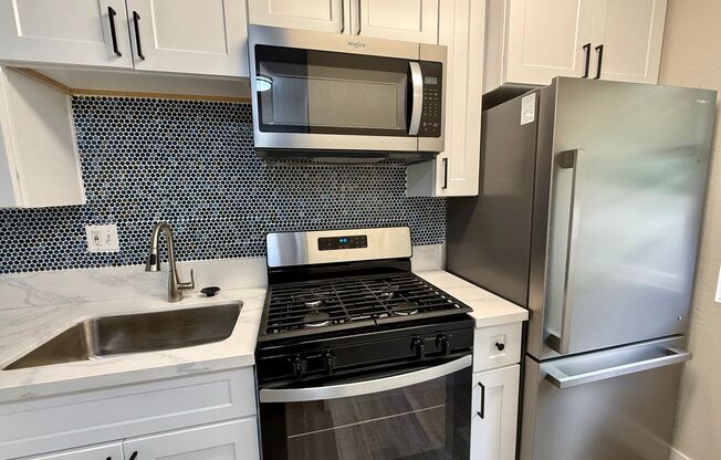 Great Value 1 bedroom / 1 bathroom - Lemon Grove close to all!