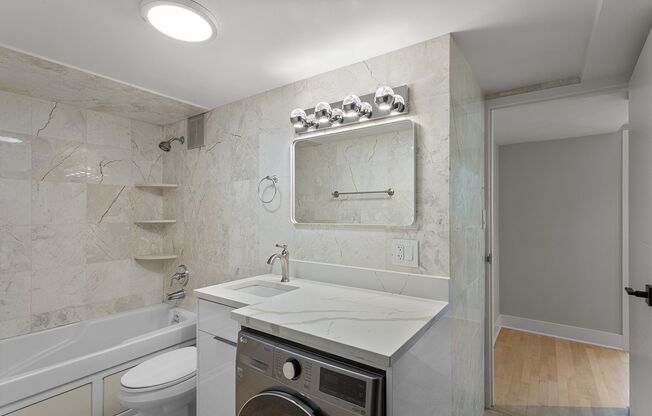 3 beds, 1.5 baths, 1,001 sqft, $3,400, Unit 28K