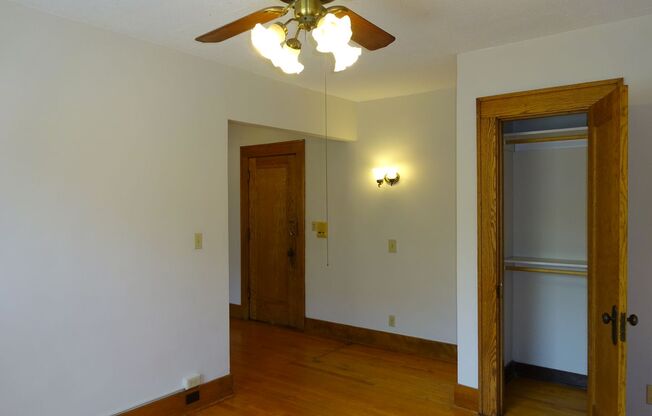 Studio, 1 bath, 330 sqft, $725, Unit 305