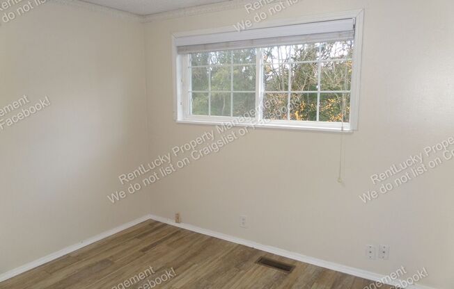 2 beds, 1 bath, $2,295