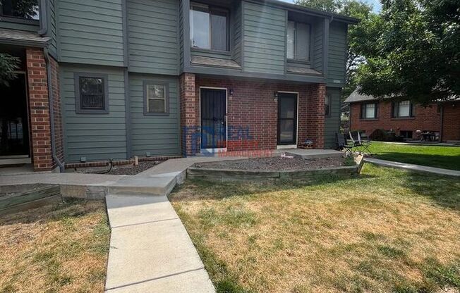 3556 S DEPEW ST