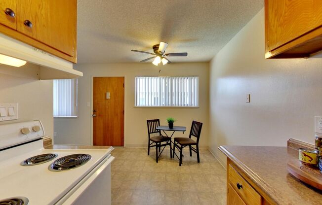 1 bed, 1 bath, 640 sqft, $1,749, Unit APT. 10