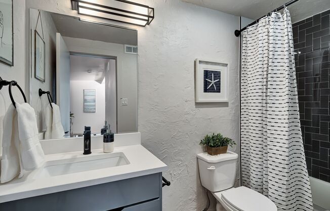 1 bed, 1 bath, 600 sqft, $1,277, Unit 13