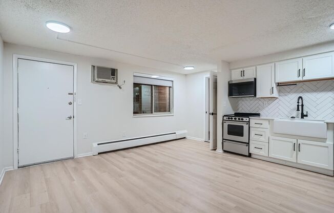 2 beds, 1 bath, 550 sqft, $1,575, Unit 103