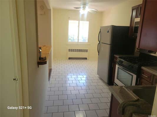 3 beds, 2 baths, $3,777