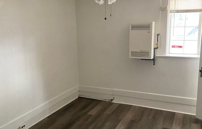 1 bed, 1 bath, $1,050, Unit 1