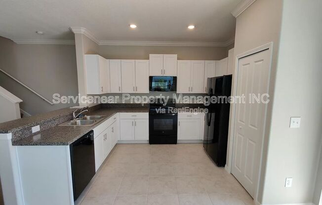 1567 CASSIUS ST