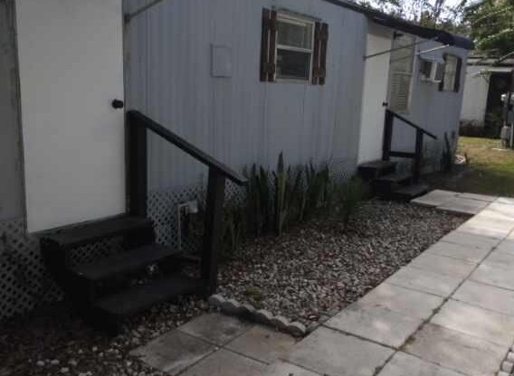 15101 N 15 ST