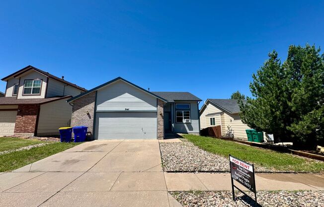 3 bedroom home in Wagon Trails with community POOL