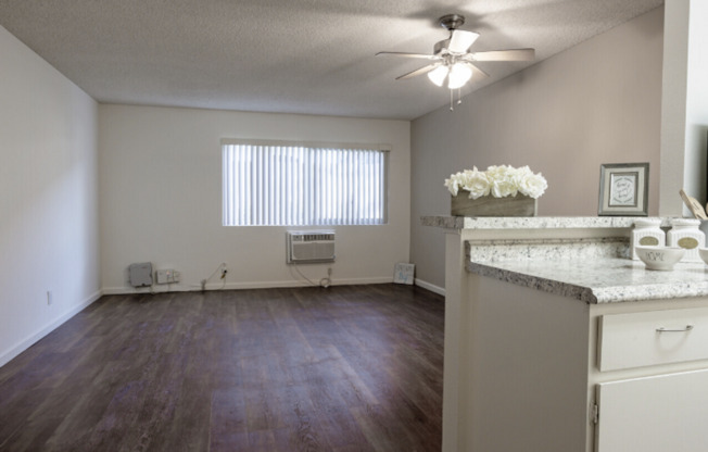 Studio, 1 bath, 400 sqft, $1,775, Unit Unit 170