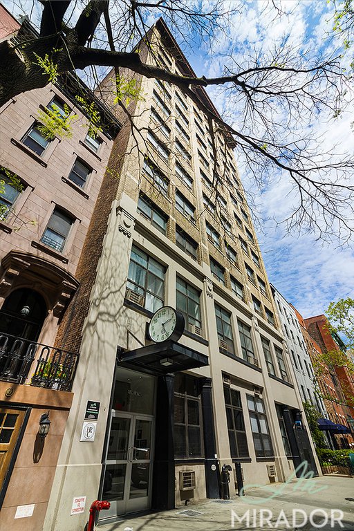 43 W 16 ST