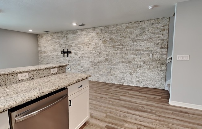 3070 FIELDWOOD CIR