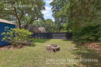 1224 HOLLYWOOD DR