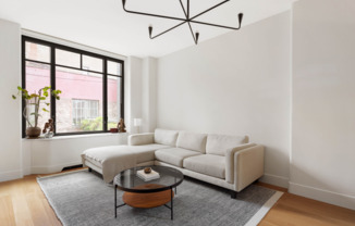 110 CHARLTON ST