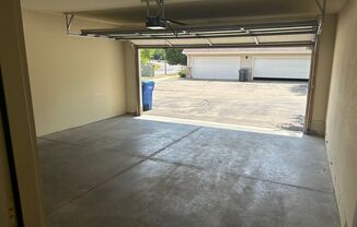 2 beds, 2 baths, 1,198 sqft, $1,925, Unit 3313