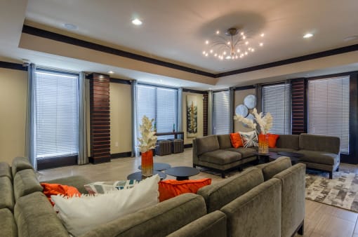 Community Social Space with ample seating at Asley Auburn Pointe in Atlanta, GA