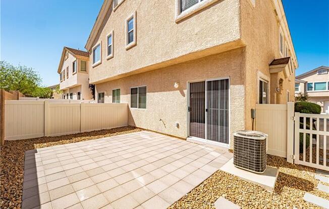 8831 ROPING RODEO AVE