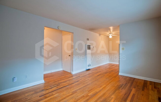 944 St. Charles Ave NE - 4