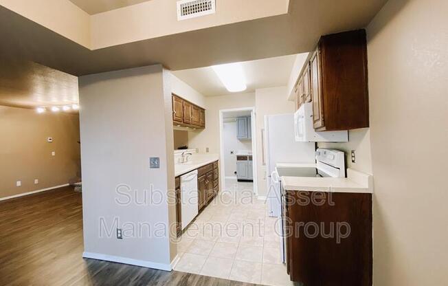 14421 N PENNSYLVANIA AVE