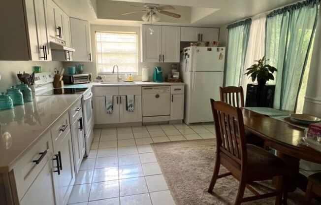 Two Bed, 1.5 bath Townhouse in the heart of Port Orange