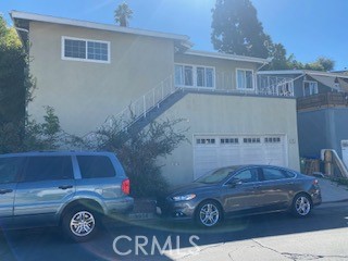 3 beds, 2 baths, 1,834 sqft, $5,500