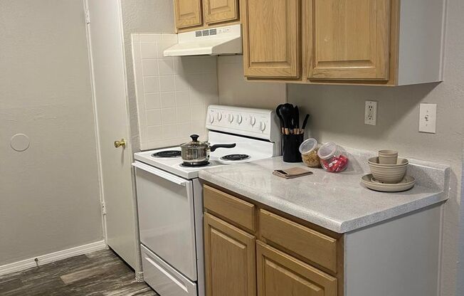 1 bed, 1 bath, 643 sqft, $836, Unit 1116D