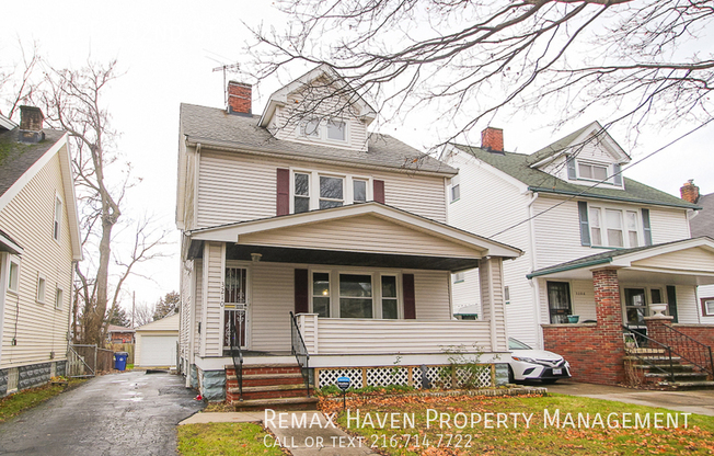 3210 E 132 ST