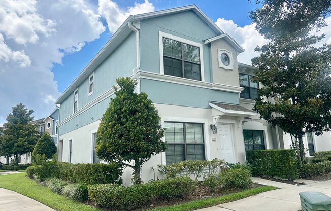 Gated and beautifully updated 2 bedroom 2.5 townhouse in Sanford