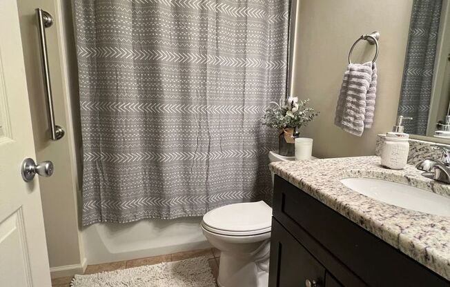 2 beds, 1 bath, 855 sqft, $1,350, Unit 10A