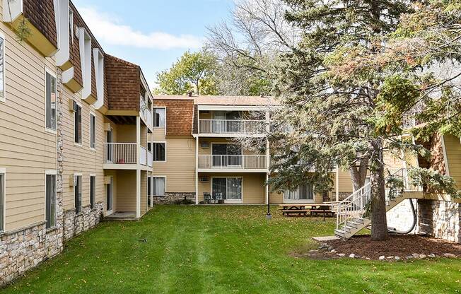 The Pines of Burnsville - Exterior