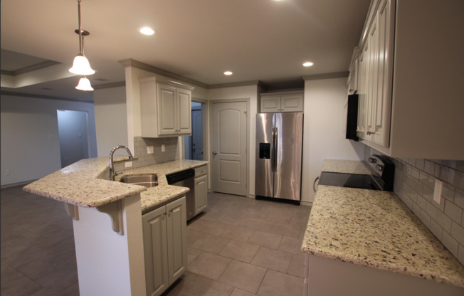 Beautiful 3 Bedroom 2 Bathroom Townhouse in South Tyler!