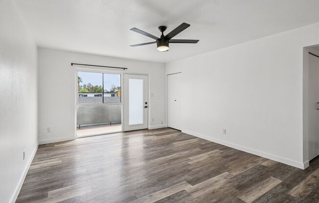 2 beds, 2 baths, 890 sqft, $1,549, Unit 229