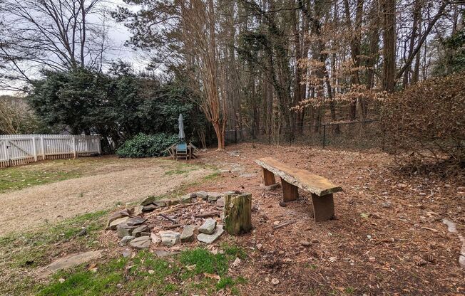 4 beds, 2.5 baths, $3,400