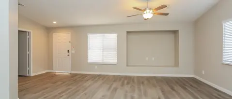 8808 SPINNING WHEEL AVE