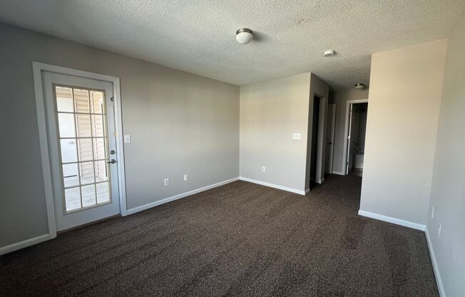 1 bed, 1 bath, $1,200, Unit Unit 537