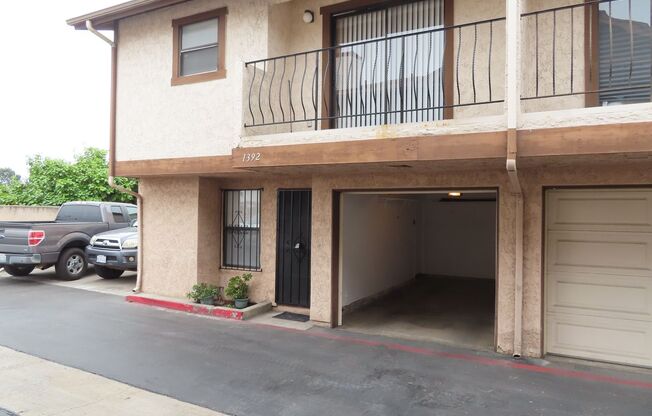 Renovated 2 Bed 2 1/2 Bath Condo with Attached Garage