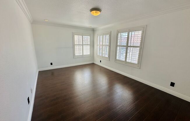 2 beds, 2 baths, $1,695, Unit UNIT 2251