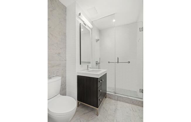 2 beds, 2 baths, $6,650, Unit 526