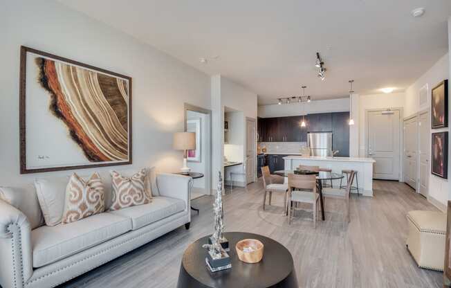 One and Two Bedrooms Apartments at Windsor at West University, Texas, 77005