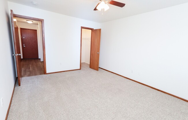 Welcome to Sumter Green Apartments, where comfort meets style! Enjoy spacious layouts and modern amenities tailored for your lifestyle. Don't miss out on this exceptional living opportunity—schedule a tour today!